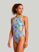Damski kostium treningowy PINUP 558PF - Pop squares